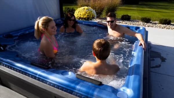Royal Spa Hot Tub Easy to Own and Use